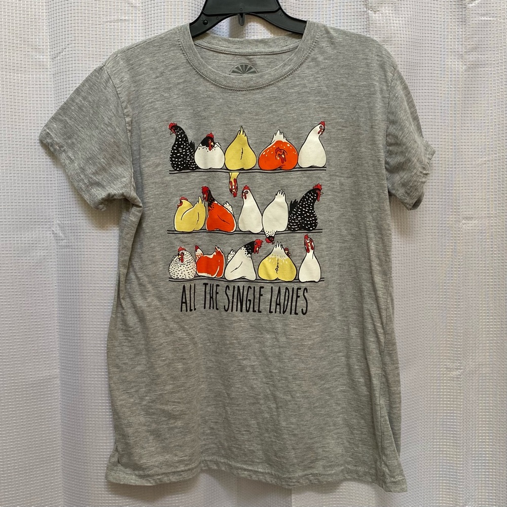 Ladies LOST CREEK OUTFITTERS XXL Single Ladies Graphic Tee Gray